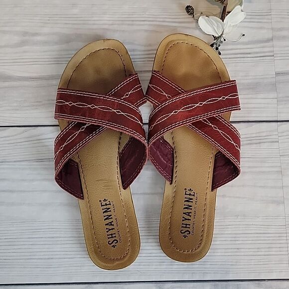 Shyanne slide sandal flats in country red Women's Size 8 - Picture 4 of 8